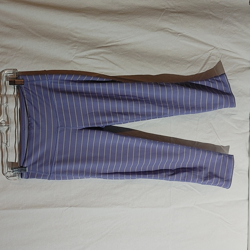 Athleta Capri Leggings